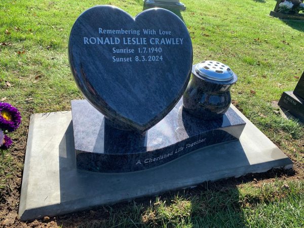 Maplebeck Heart Memorial - Image 3