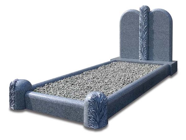 Morcott Kerb Set Memorial
